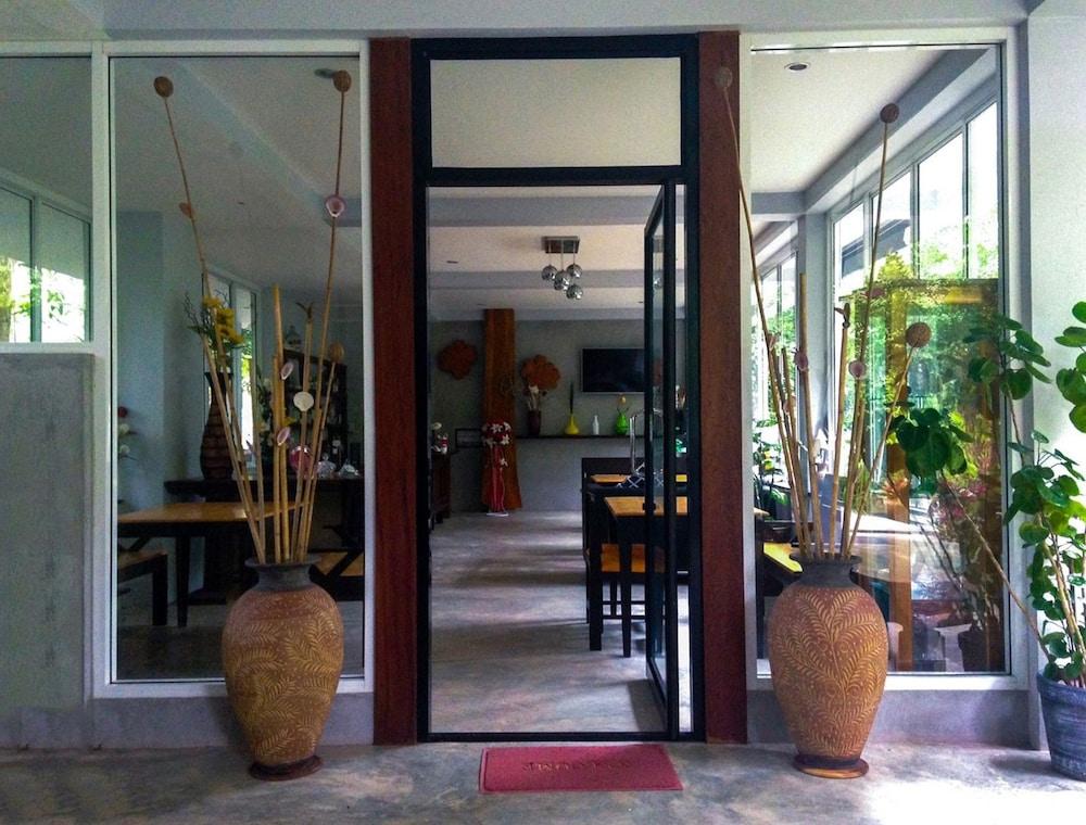 The Theatre Villa Bang Saphan Luaran gambar