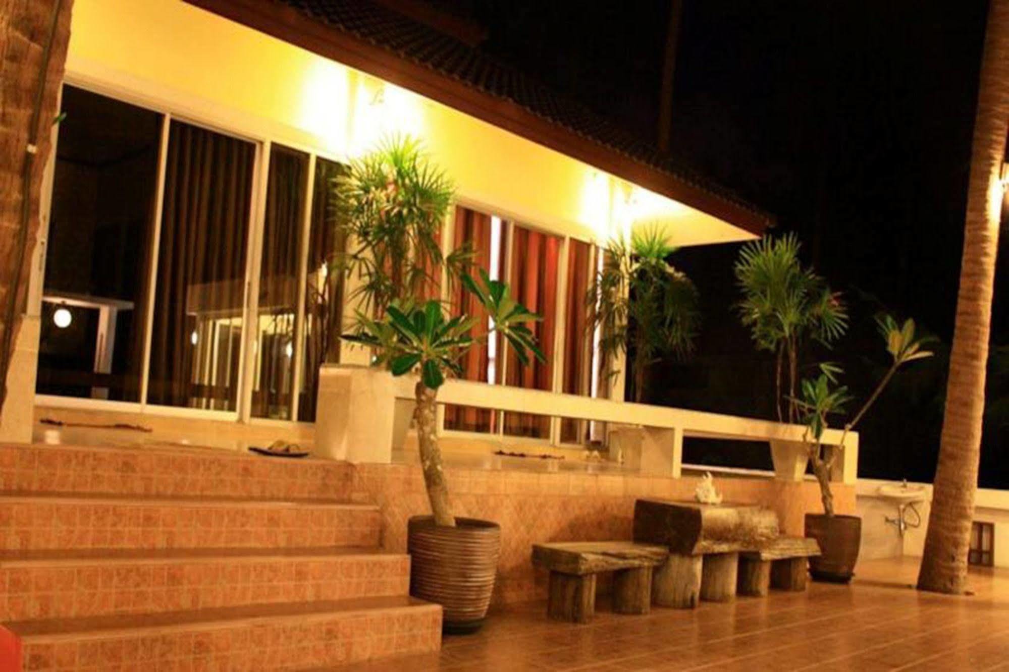 The Theatre Villa Bang Saphan Luaran gambar