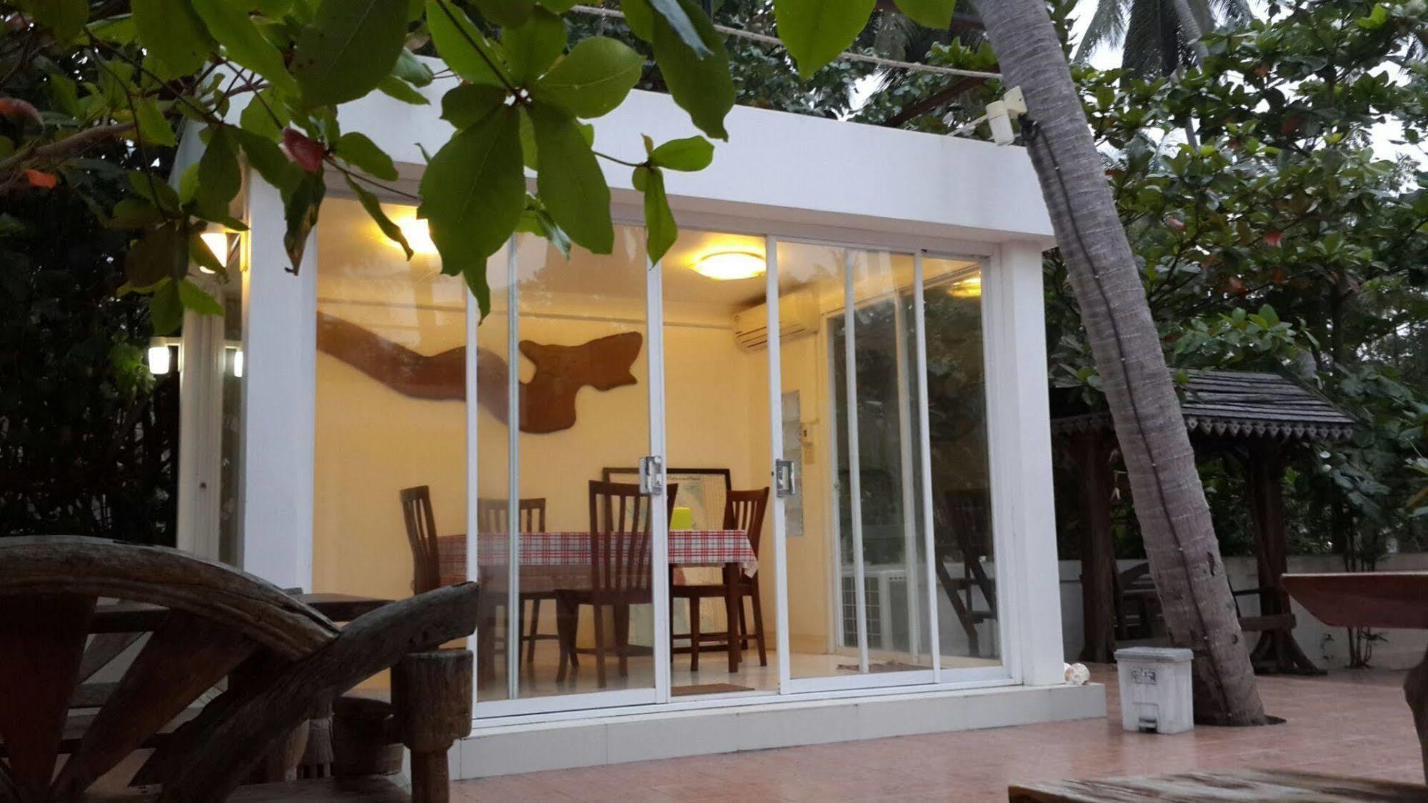The Theatre Villa Bang Saphan Luaran gambar